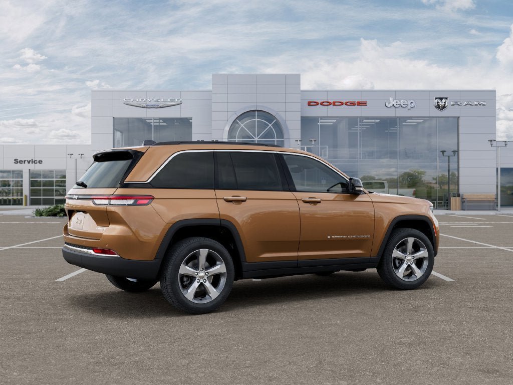 New 2026 Jeep Grand Cherokee Limited AWD/4WD image 4