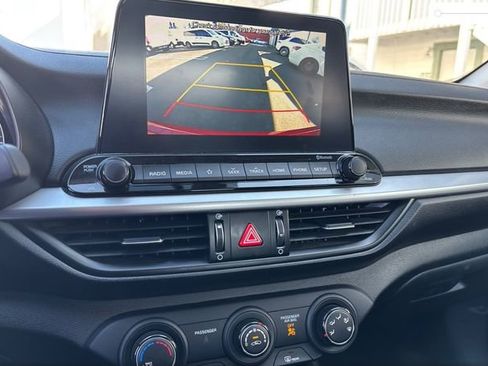 Used 2020 Kia Forte LXS image 10