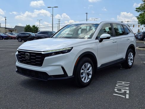 Certified 2024 Honda CR-V LX image 3