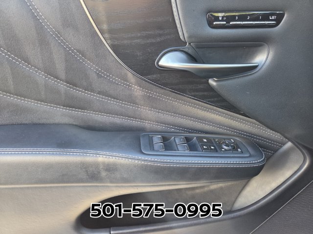 Used 2021 Lexus LS 500 w/ Accessory Package (Z2) RWD image 38