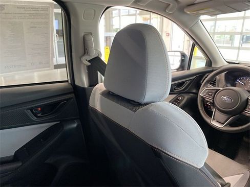 Used 2023 Subaru Crosstrek 2.0i Premium image 8