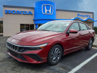 Used 2024 Hyundai Elantra SEL