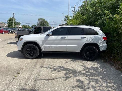 Used 2019 Jeep Grand Cherokee Limited w/ Luxury Group II AWD/4WD image 2