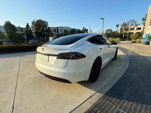 Used 2018 Tesla Model S 75D AWD/4WD image 5