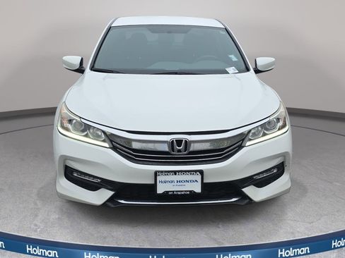 Used 2017 Honda Accord Sport Special Edition image 3