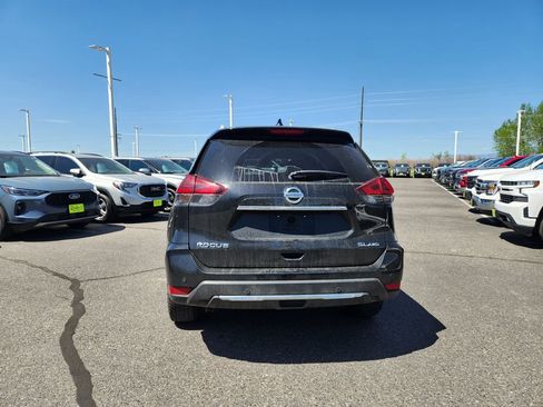 Used 2020 Nissan Rogue SL AWD/4WD image 2