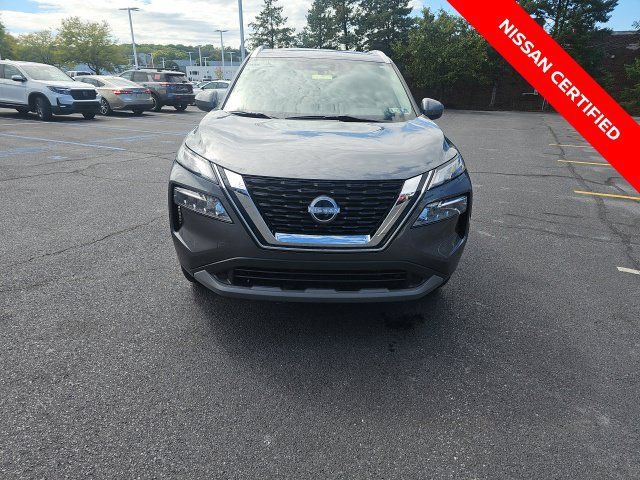 Used 2023 Nissan Rogue SV w/ SV Premium B Package AWD/4WD image 3