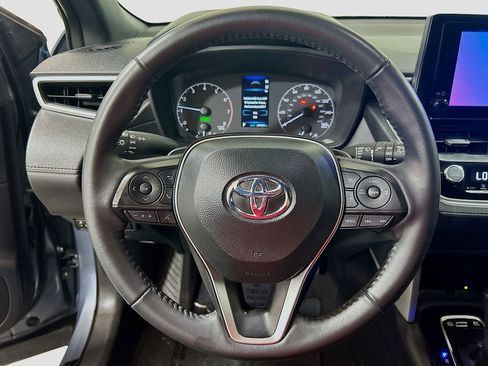 Used 2024 Toyota Corolla Cross AWD Hybrid image 9