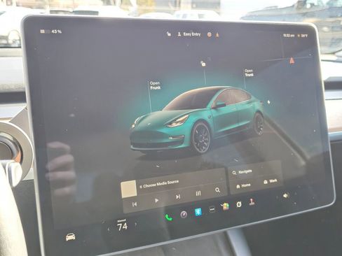 Used 2023 Tesla Model 3 Performance image 21