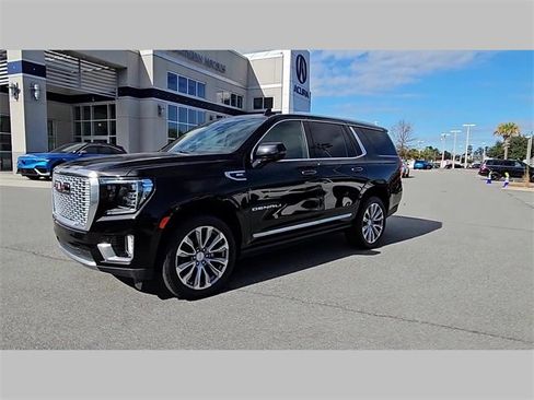 Used 2021 GMC Yukon Denali w/ Denali Premium Package image 36
