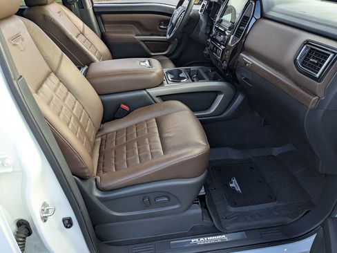 Certified 2024 Nissan Titan Platinum Reserve w/ Moonroof Package image 42