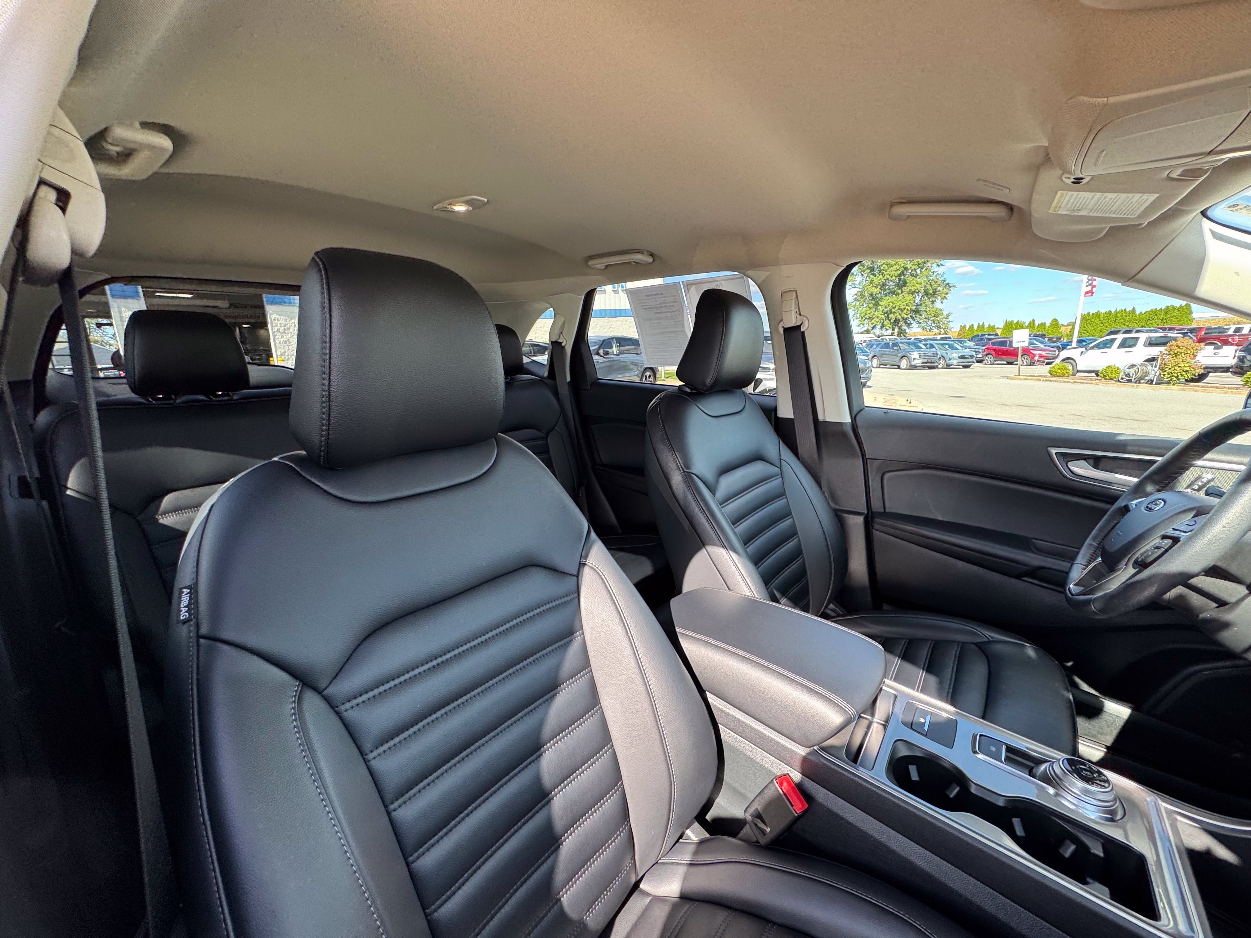 Used 2024 Ford Edge SEL w/ Convenience Package AWD/4WD image 9