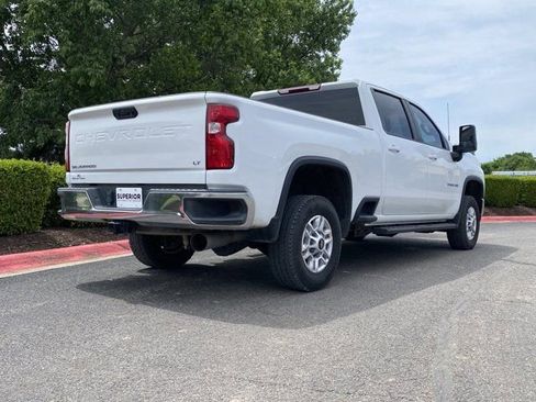 Used 2023 Chevrolet Silverado 2500 LT w/ Convenience Package AWD/4WD image 3