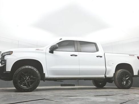 Used 2021 Chevrolet Silverado 1500 LT Trail Boss w/ Convenience Package II AWD/4WD image 44