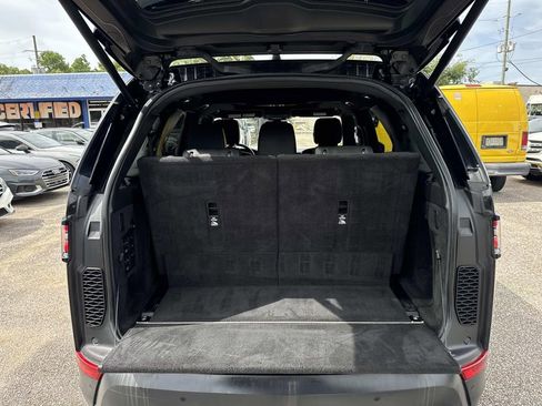 Used 2019 Land Rover Discovery HSE AWD/4WD image 9