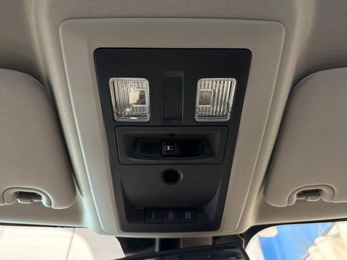 Used 2016 RAM 1500 Laramie w/ Convenience Group AWD/4WD image 24