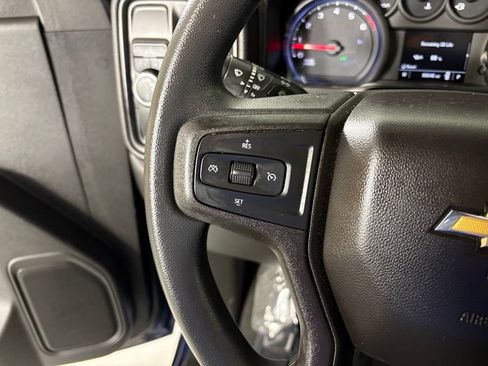 Used 2020 Chevrolet Silverado 1500 Custom w/ Custom Value Package RWD image 18