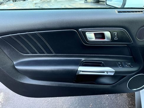 Used 2021 Ford Mustang Premium image 14