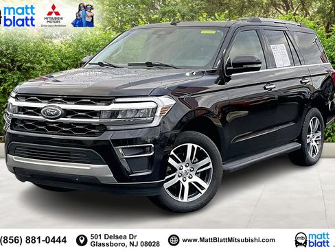 Used 2024 Ford Expedition Limited image 1