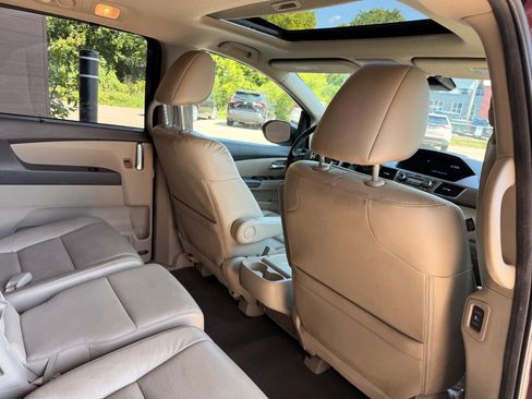 Used 2014 Honda Odyssey EX-L image 15