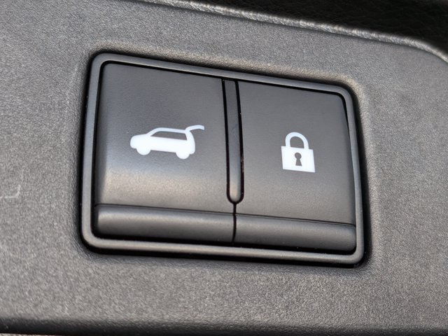 Used 2024 Nissan Rogue SV FWD image 18
