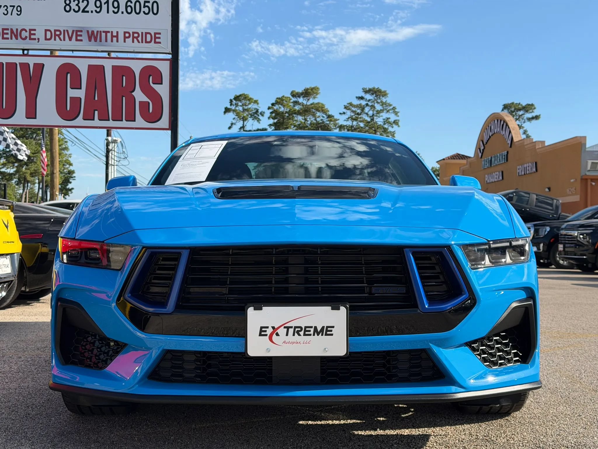 Used 2025 Ford Mustang GT Premium RWD image 2