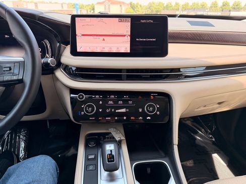 Used 2023 INFINITI QX60 Sensory w/ Vision Package AWD/4WD image 22
