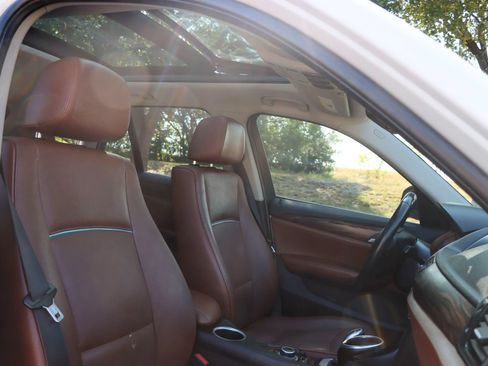 Used 2014 BMW X1 sDrive28i RWD image 20