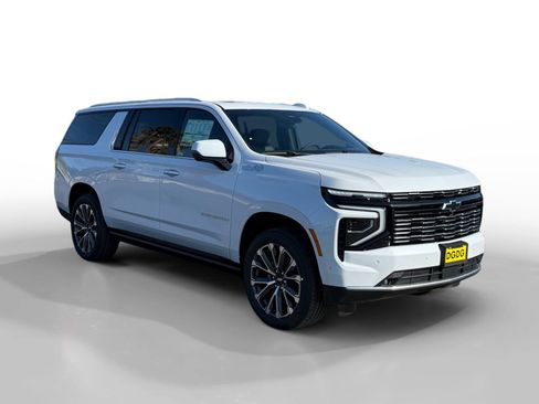 New 2026 Chevrolet Suburban High Country image 7