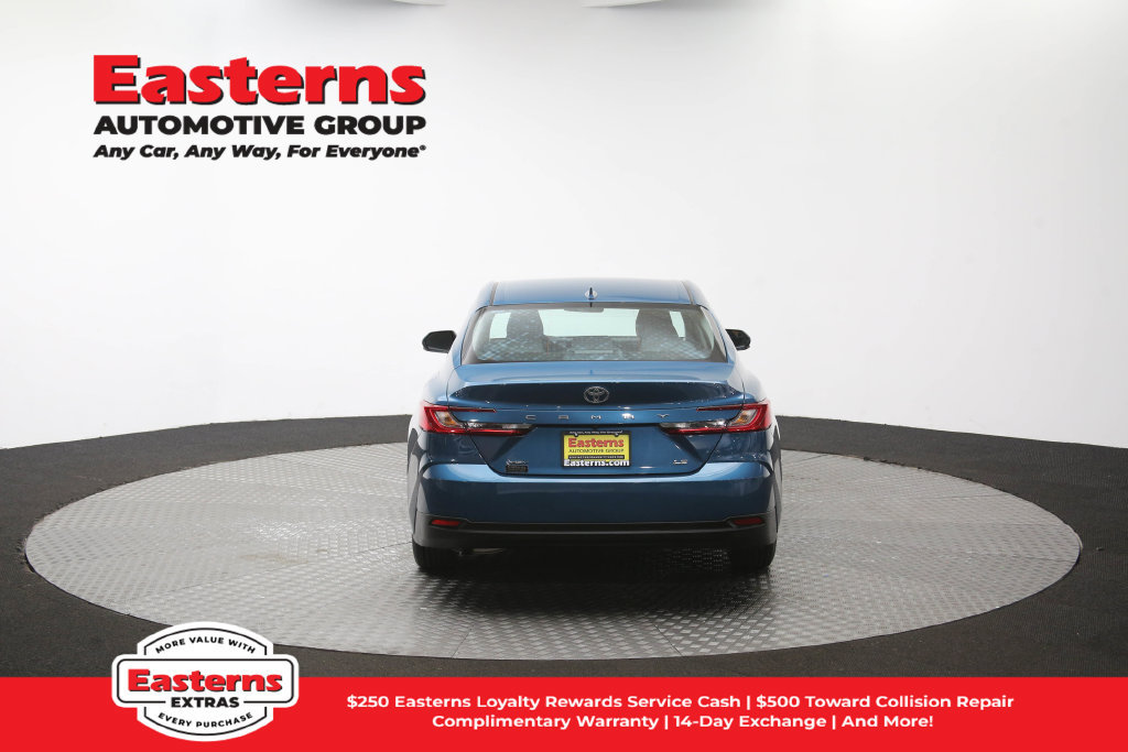 Used 2025 Toyota Camry LE FWD image 36