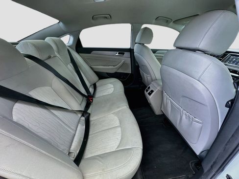 Used 2019 Hyundai Sonata Plug-In Hybrid FWD image 18