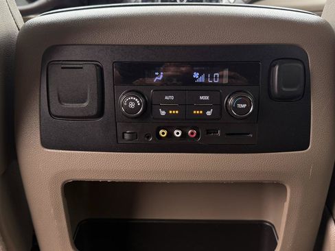 Used 2016 Chevrolet Tahoe LTZ AWD/4WD image 33