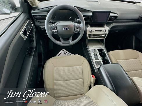 Used 2022 Ford Explorer Base image 19