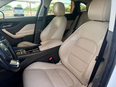 Used 2018 Jaguar F-PACE Prestige AWD/4WD image 10