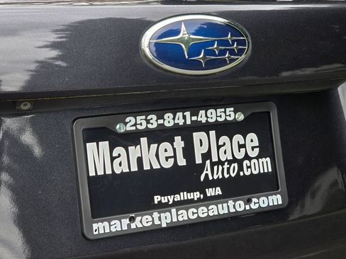 Used 2016 Subaru Forester 2.5i Premium w/ All-Weather Package AWD/4WD image 12