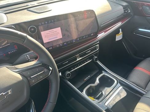 New 2026 Chevrolet Traverse RS w/ LPO, Floor Liner Package image 27