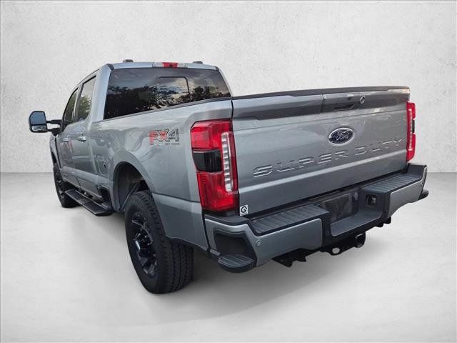 Used 2024 Ford F250 Lariat w/ Sport Appearance Package AWD/4WD image 4