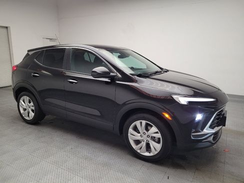 Used 2024 Buick Encore GX Preferred FWD image 11