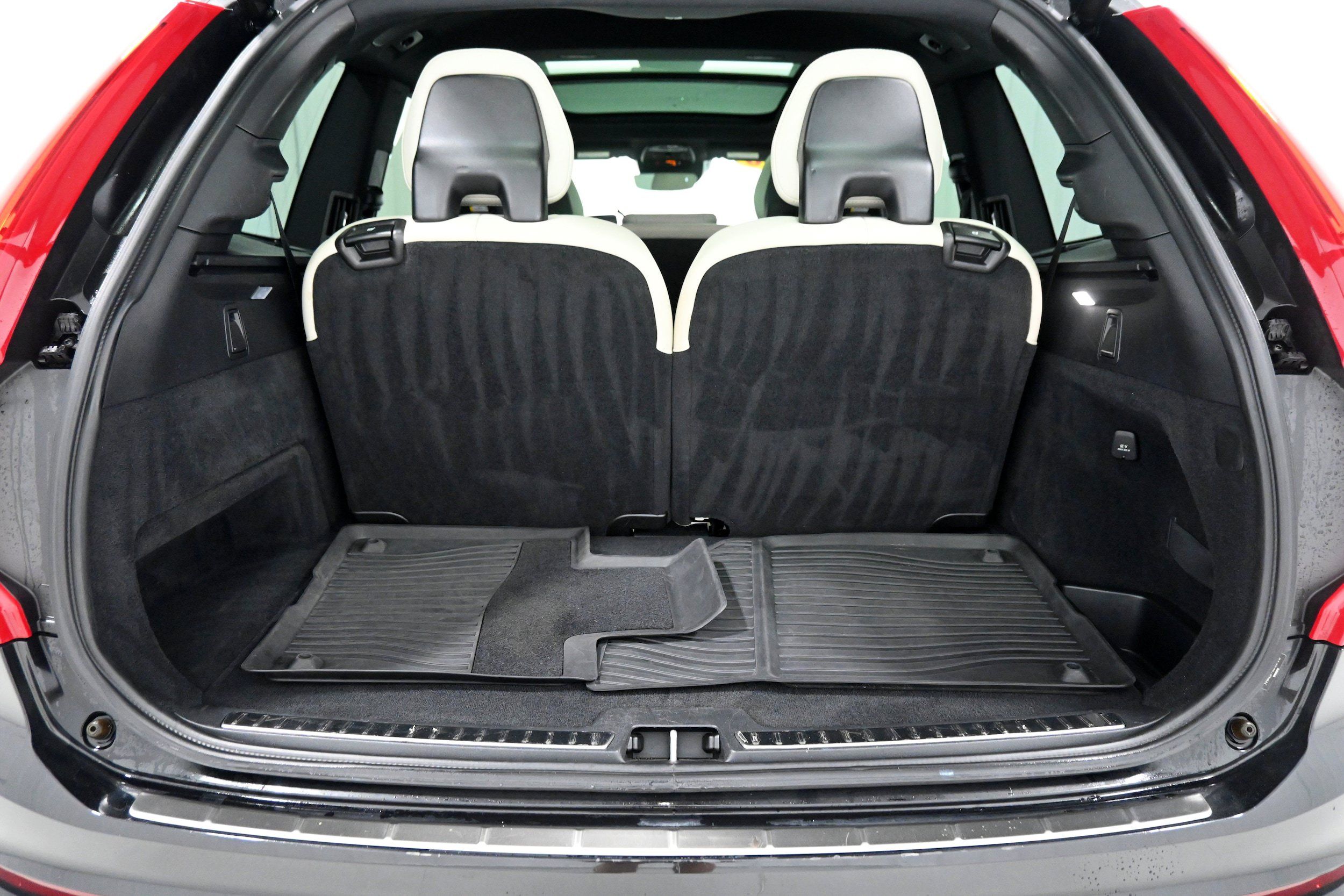 Used 2020 Volvo XC90 T6 R-Design w/ Protection Package Premier AWD/4WD image 36