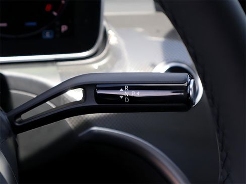 Certified 2025 Mercedes-Benz C 300 4MATIC Sedan image 33