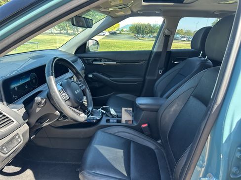 Used 2024 Kia Seltos SX w/ SX Sunroof Package AWD/4WD image 18