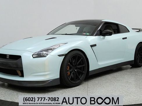 Used 2010 Nissan GT-R Premium AWD/4WD image 1