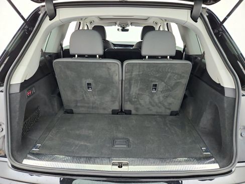 Used 2023 Audi Q7 3.0T Premium Plus w/ Premium Plus Package AWD/4WD image 35