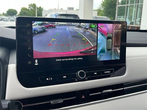 New 2025 Mitsubishi Outlander SE image 22