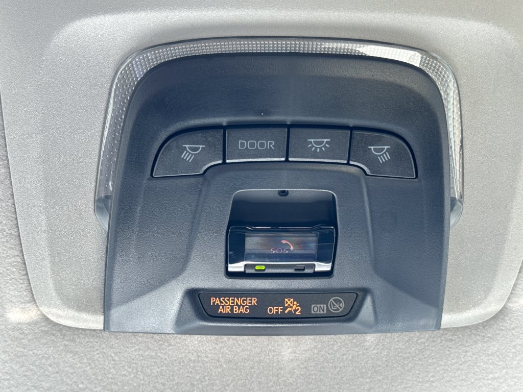 Used 2024 Toyota Corolla Cross L AWD/4WD image 31