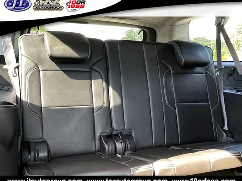 Used 2015 GMC Yukon XL Denali w/ Open Road Package RWD image 18
