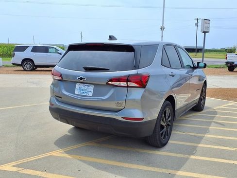 Used 2024 Chevrolet Equinox LS w/ LS Convenience Package FWD image 22