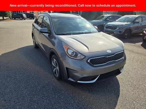 Used 2018 Kia Niro LX image 7