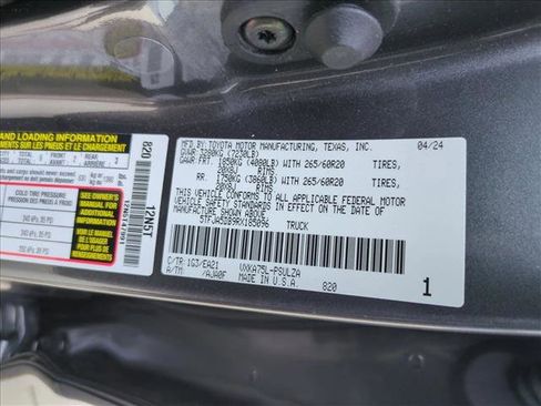 Used 2024 Toyota Tundra Limited AWD/4WD image 23