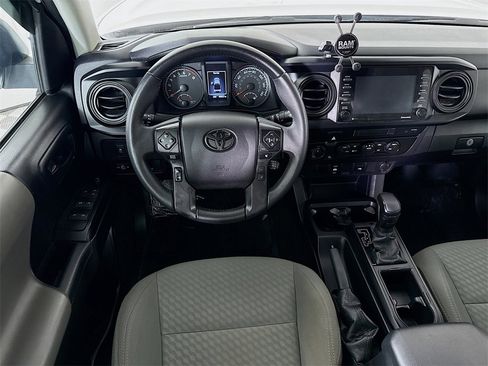 Certified 2022 Toyota Tacoma SR image 4